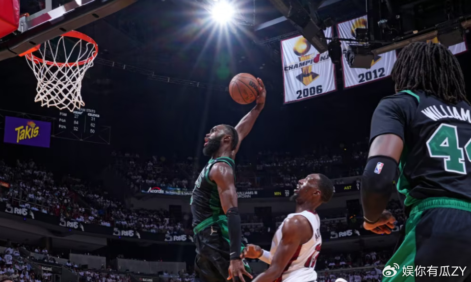 半岛体育APP-保罗被裁登全美热搜