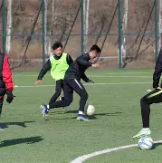 半岛体育APP-河北精英足球队名单