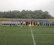 半岛体育下载-紧张激烈的篮球比赛